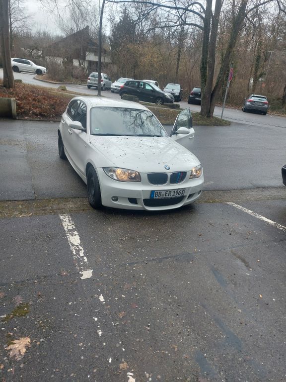 Bild des Angebotes BMW 118i -