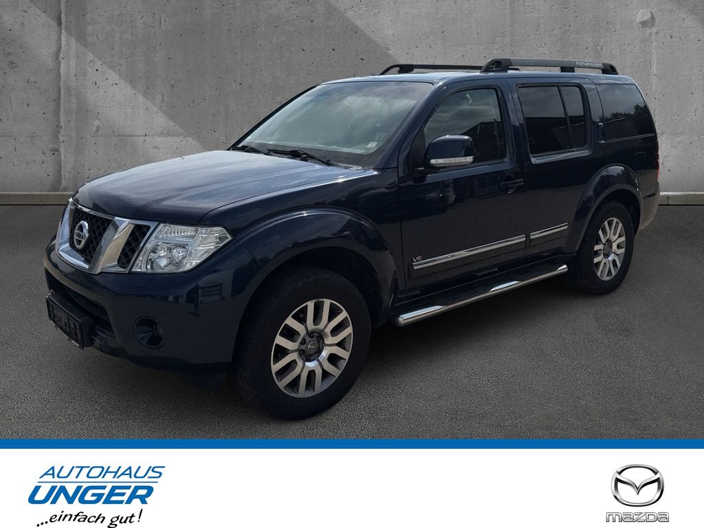 Nissan Pathfinder 3.0 dCi AT LE 7-Sitzer Bose Kamera