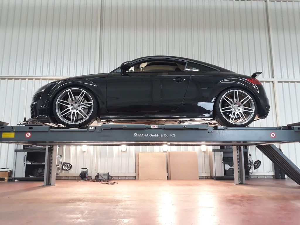 Audi TT RS plus Coupe 2.5 TFSI quattro Handschalter