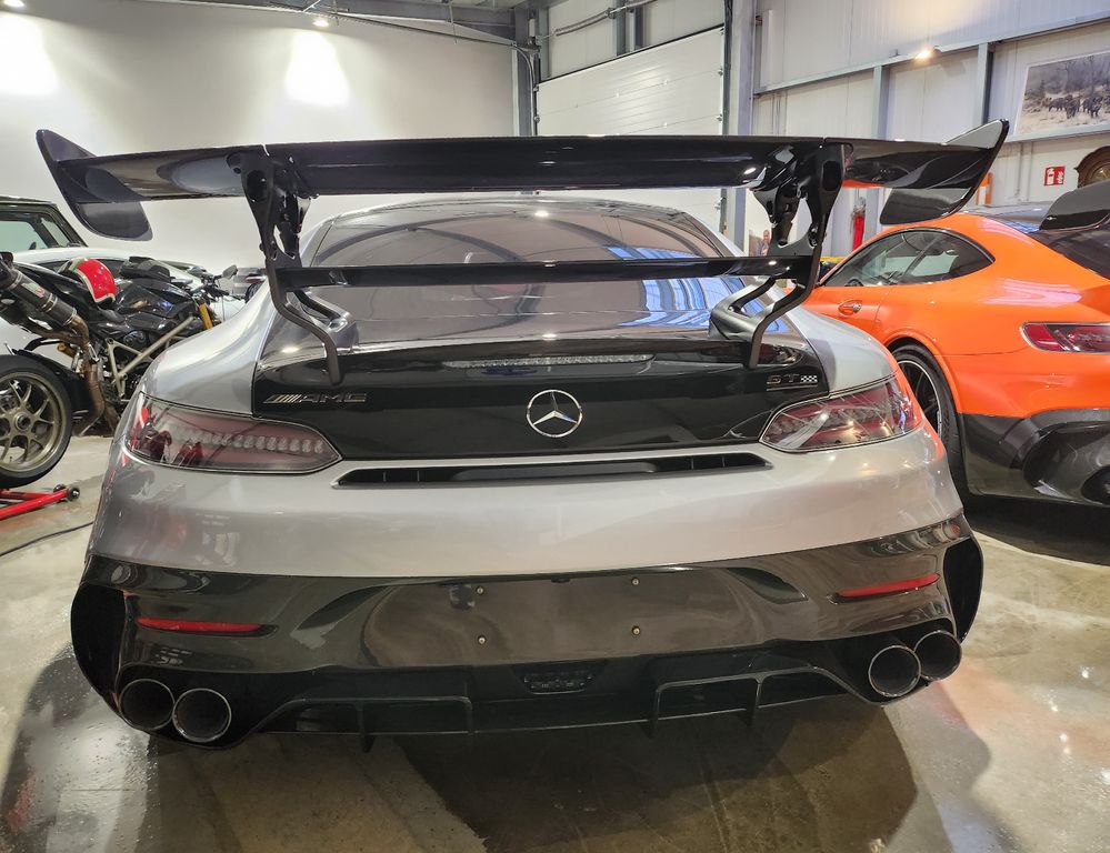 Mercedes-Benz AMG GT