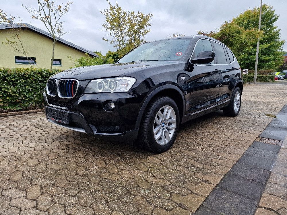 Bild des Angebotes BMW X3 X-Drive 20 d Xenon Navi Kamera Leder Key Less