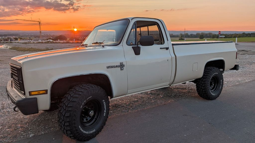 Bild des Angebotes Chevrolet K10 4x4 mit 5.7 V8 Motor neu
