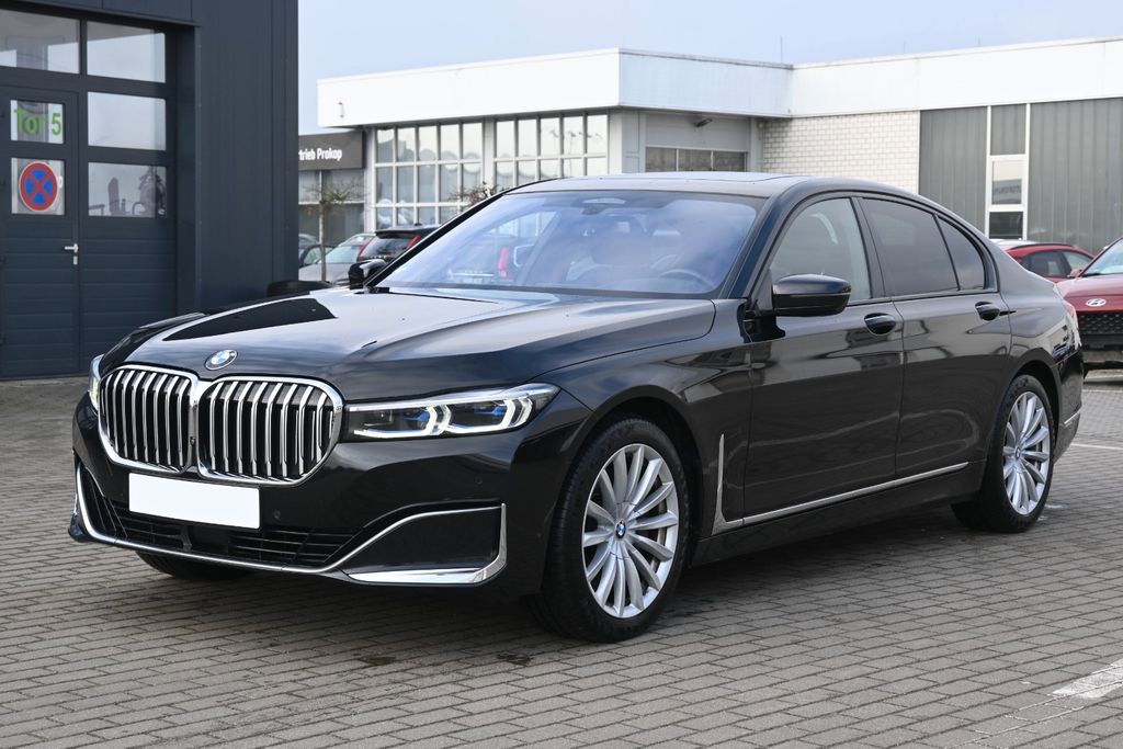 Bild des Angebotes BMW 740 d xDrive *STHZ*GD*Soft-C*Mietkauf o.Schufa