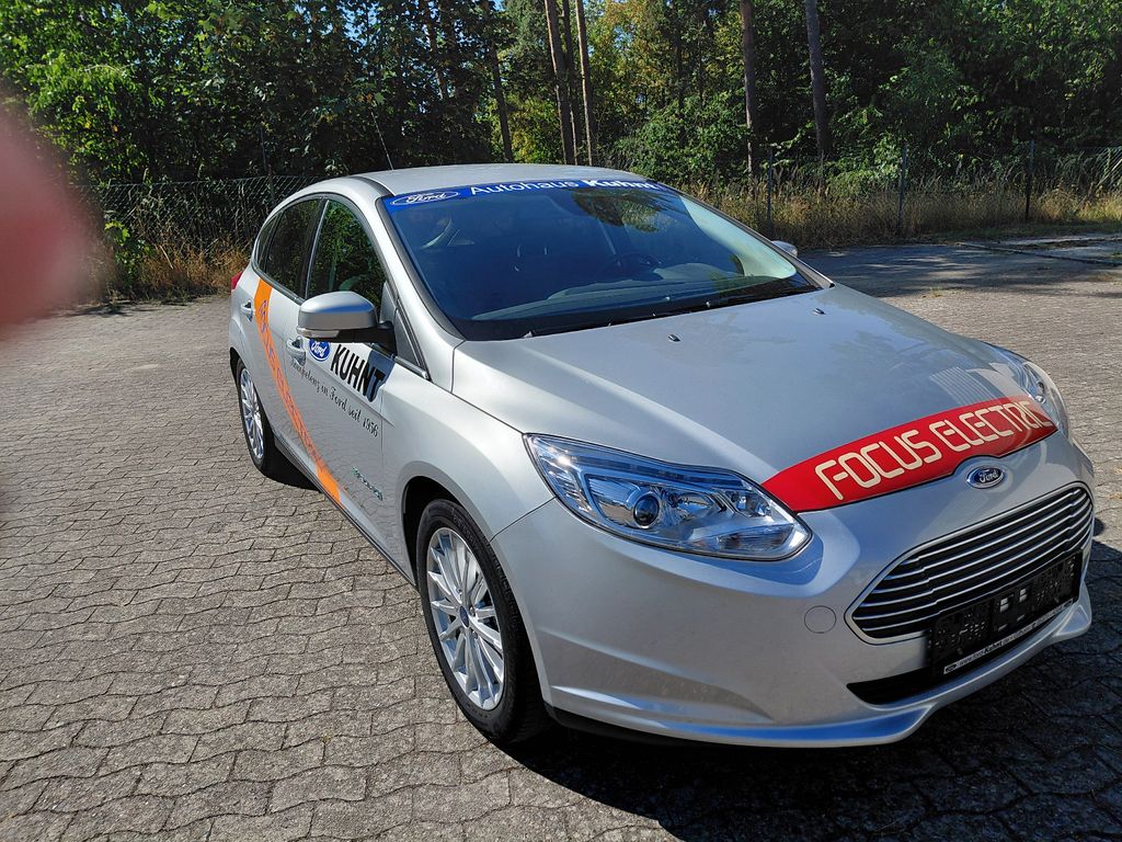 Bild des Angebotes Ford Focus Electric Titanium Limousine 5 türig