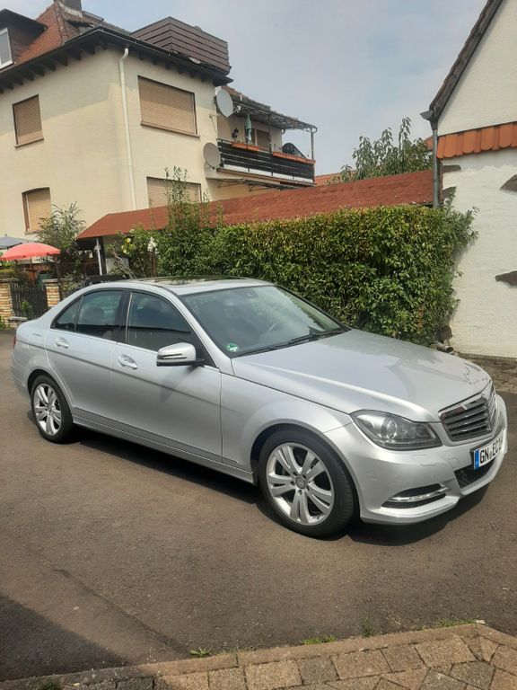 Bild des Angebotes Mercedes-Benz C 250 BlueEFFICIENCY ELEGANCE Autom. ELEGANCE