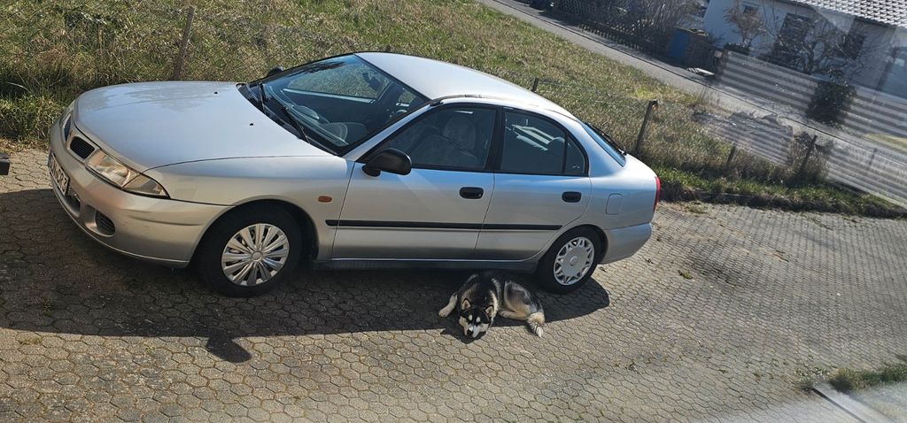 Mitsubishi Carisma 1.6 GLX / KLIMA / STANDHEIZUNG / TÜV NEU