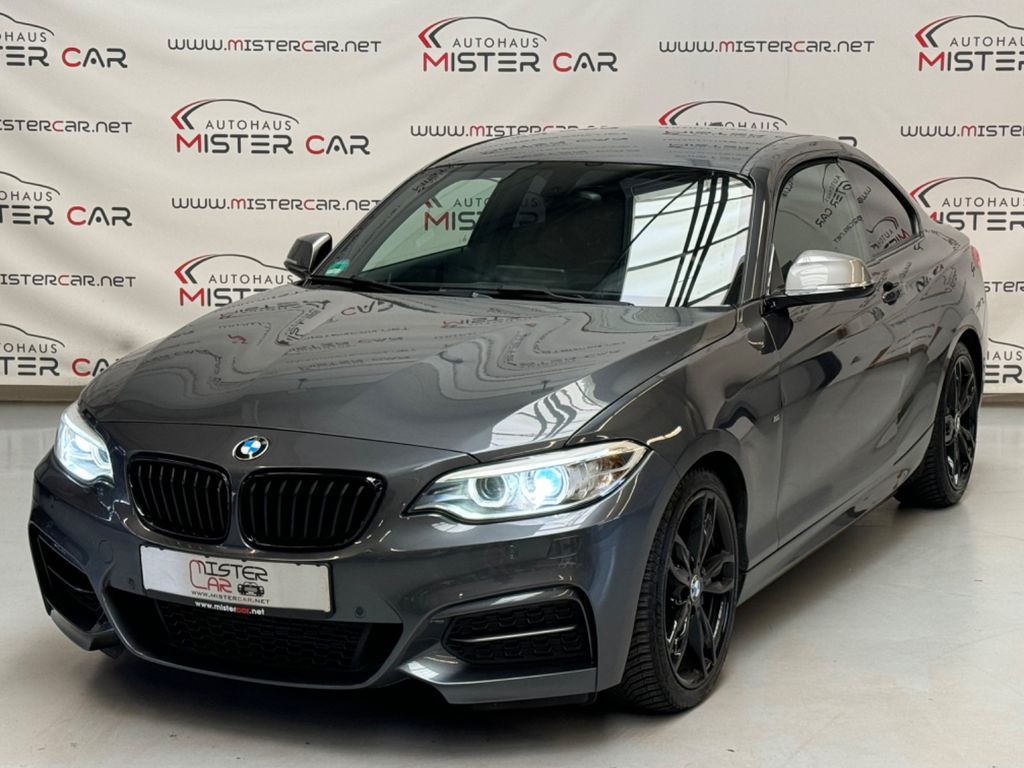 Bild des Angebotes BMW M235i Coupe M PERFORMANCE/NaviProf/LED/HIFI/18