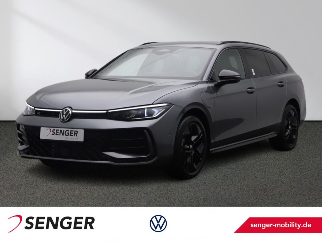 Bild des Angebotes Volkswagen Passat Variant 1.5 TSI R-Line DSG AHK Matrix HuD