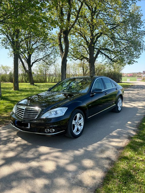 Bild des Angebotes Mercedes-Benz S 350 BlueTEC 7G Tronic W221