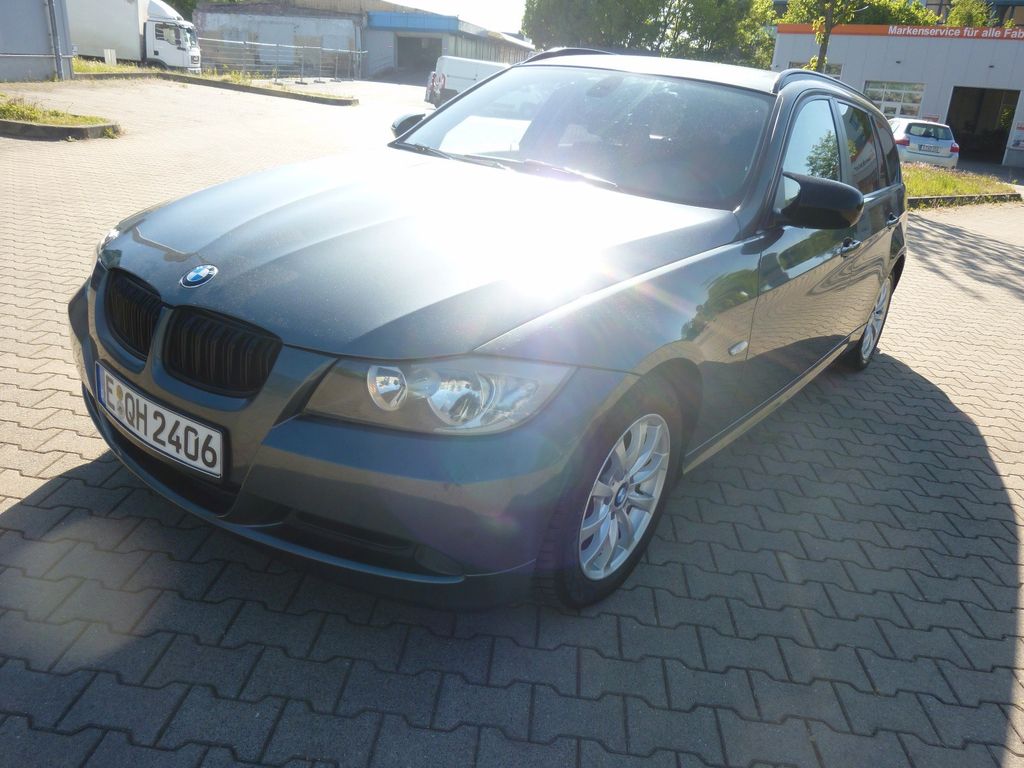 Bild des Angebotes BMW 318 3 Touring 318i