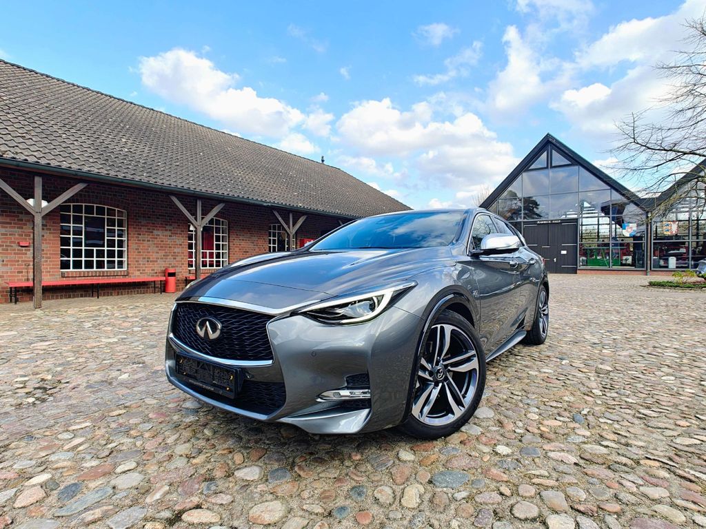 Bild des Angebotes Infiniti Q30 Infiniti Q30 S Automatik Sportpaket Alcantar