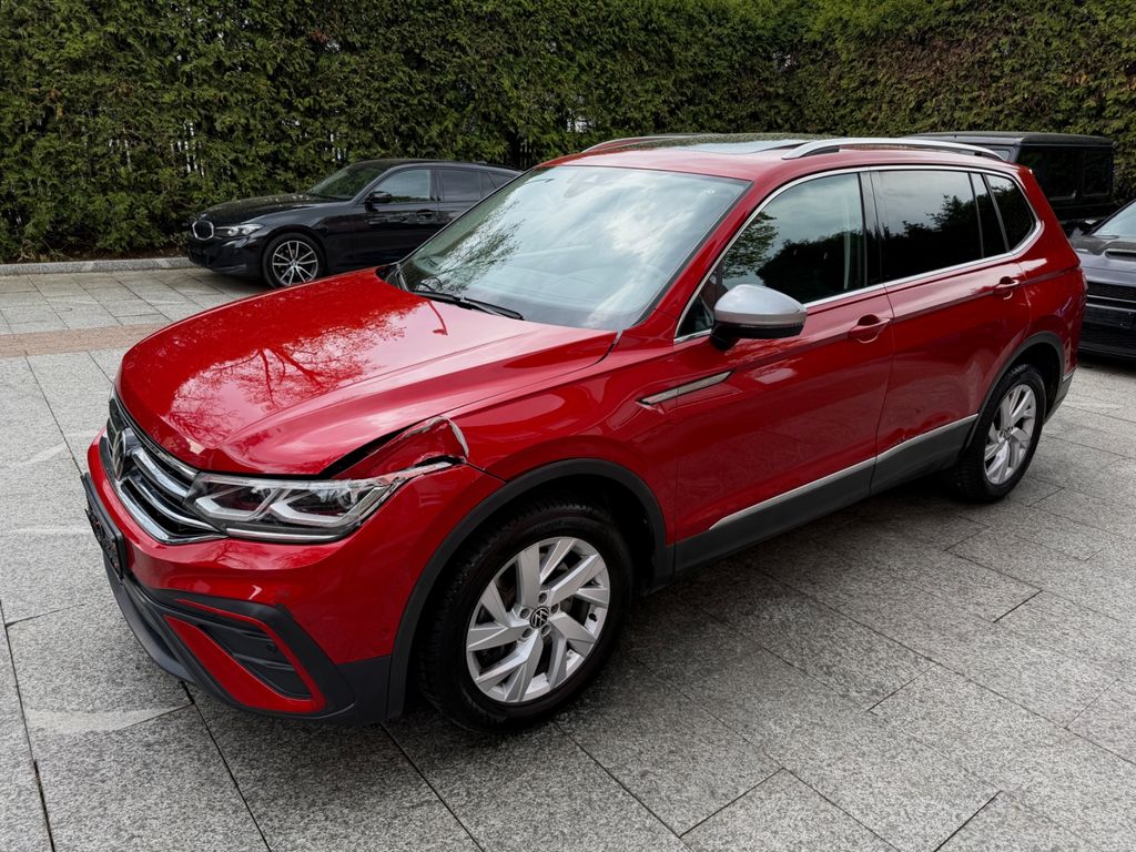 Bild des Angebotes Volkswagen Tiguan Allspace 2.0 TDI 4M *7-Sitzer*Panorama*Vi