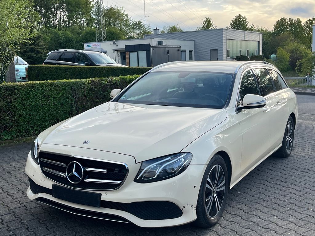 Bild des Angebotes Mercedes-Benz E 220 d T Avantgarde
