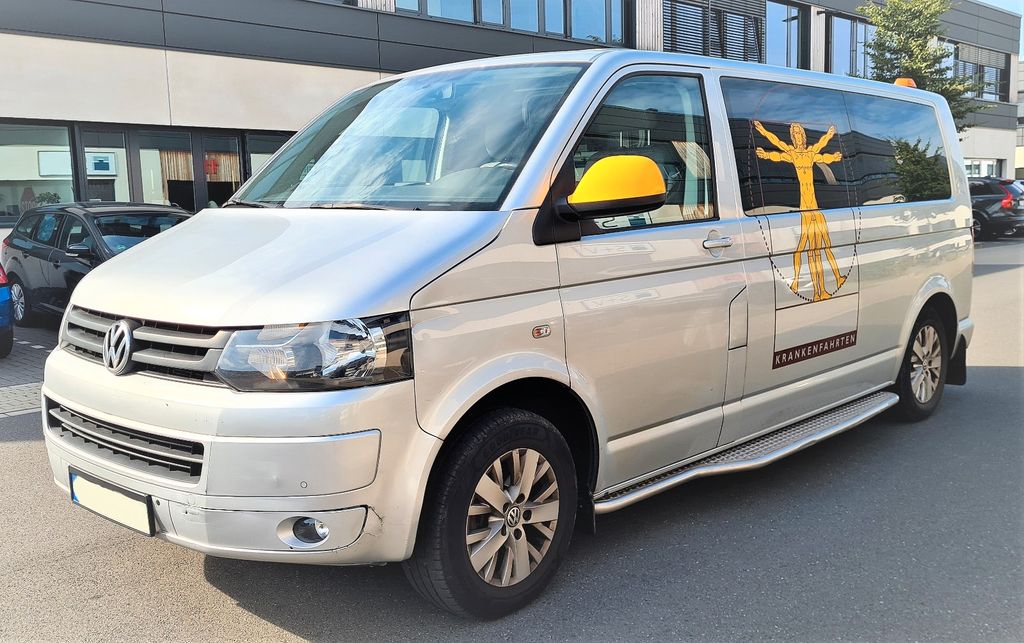 Bild des Angebotes Volkswagen T5  Autom Lang Liege Krankentransporter Ambulanz