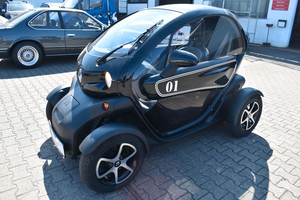 Bild des Angebotes Renault Twizy Black Sport Edition *HU:06/2027*INSP-NEU*