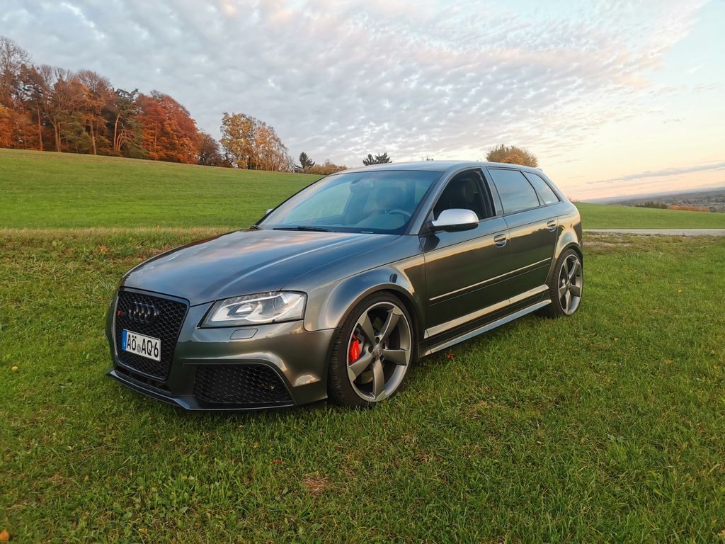Audi RS3 quattro *Scheckheft, Top Zustand*