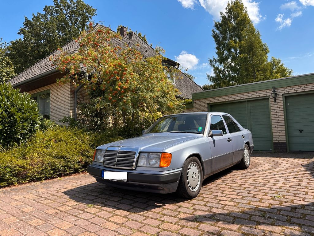 Bild des Angebotes Mercedes-Benz 260 E Charmant Gepflegt TÜV Neu H-Zulassung