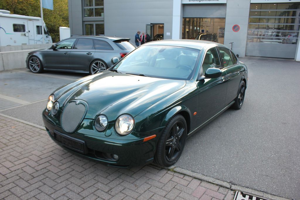 Bild des Angebotes Jaguar S-Type R 4.2 V 8 Automatik Leder,Navi,Klima