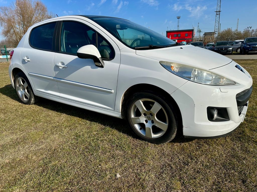 Bild des Angebotes Peugeot 207 Premium 120 VTi