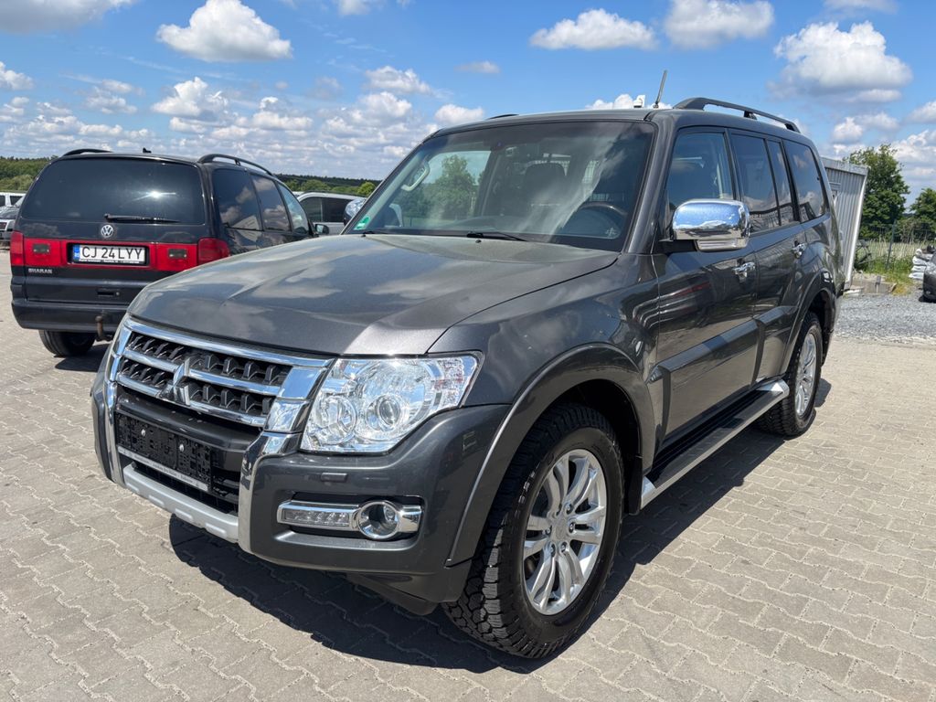 Mitsubishi Pajero 3,2 DI-D 4WD Automatik *TÜV 09-2027*
