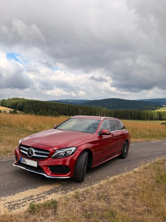 Bild des Angebotes Mercedes-Benz C 400 4MATIC T Burm. Luftfw. ILight