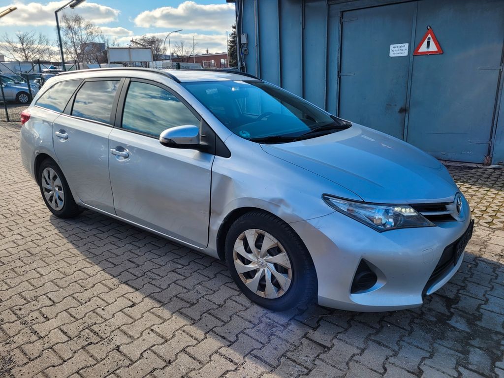 Bild des Angebotes Toyota Auris Touring Sport*NAVI*SCHECKHEFT*2.BESITZ