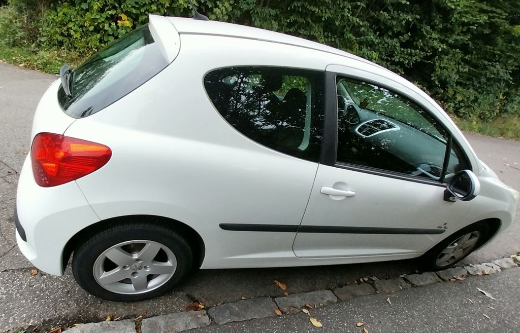 Bild des Angebotes Peugeot 207 Urban Move 95 VTi Urban Move TÜV/AU NEU