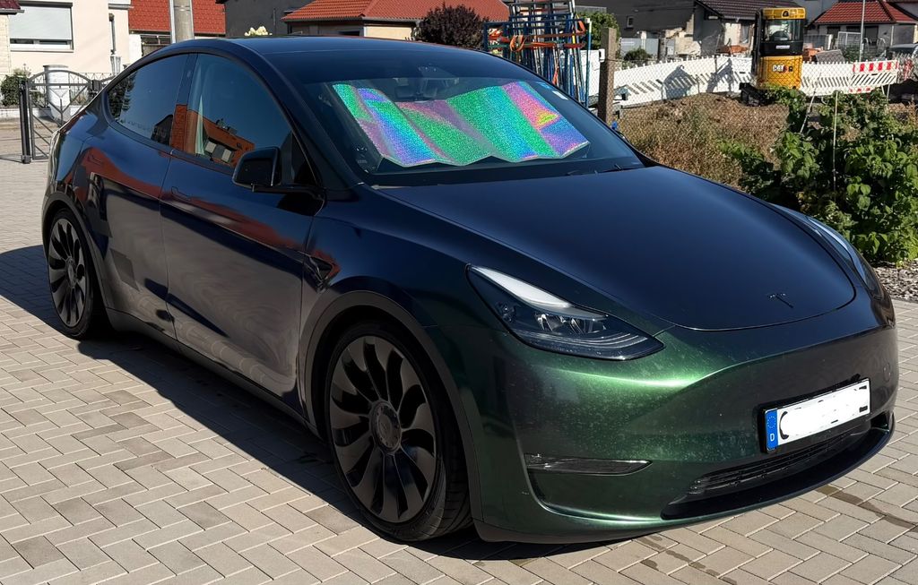 Bild des Angebotes Tesla Model Y Long Range Dual Motor AWD Long Range