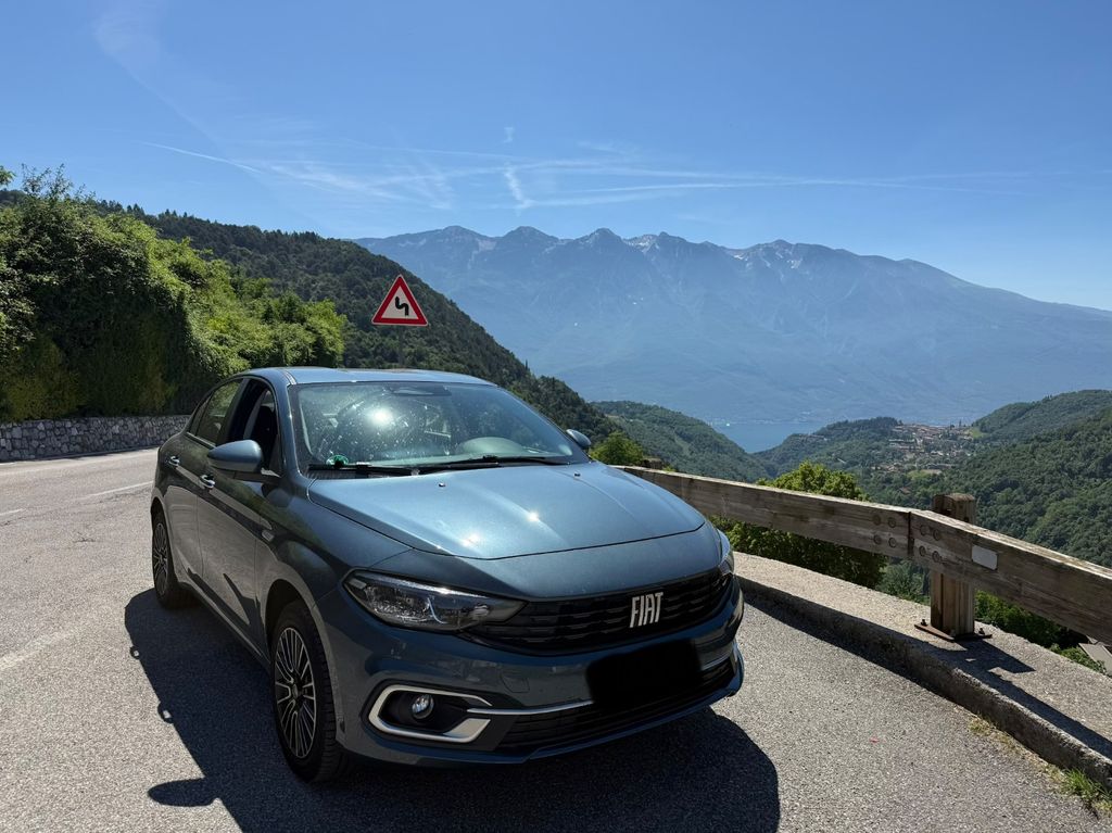 Bild des Angebotes Fiat Tipo 1.6 Multijet URBAN Sondermodell/Farbe