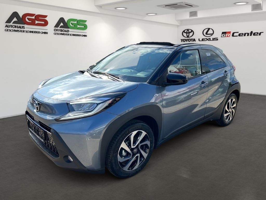 Bild des Angebotes Toyota Aygo X Air Teamplayer 1.0l Faltdach Automatik -
