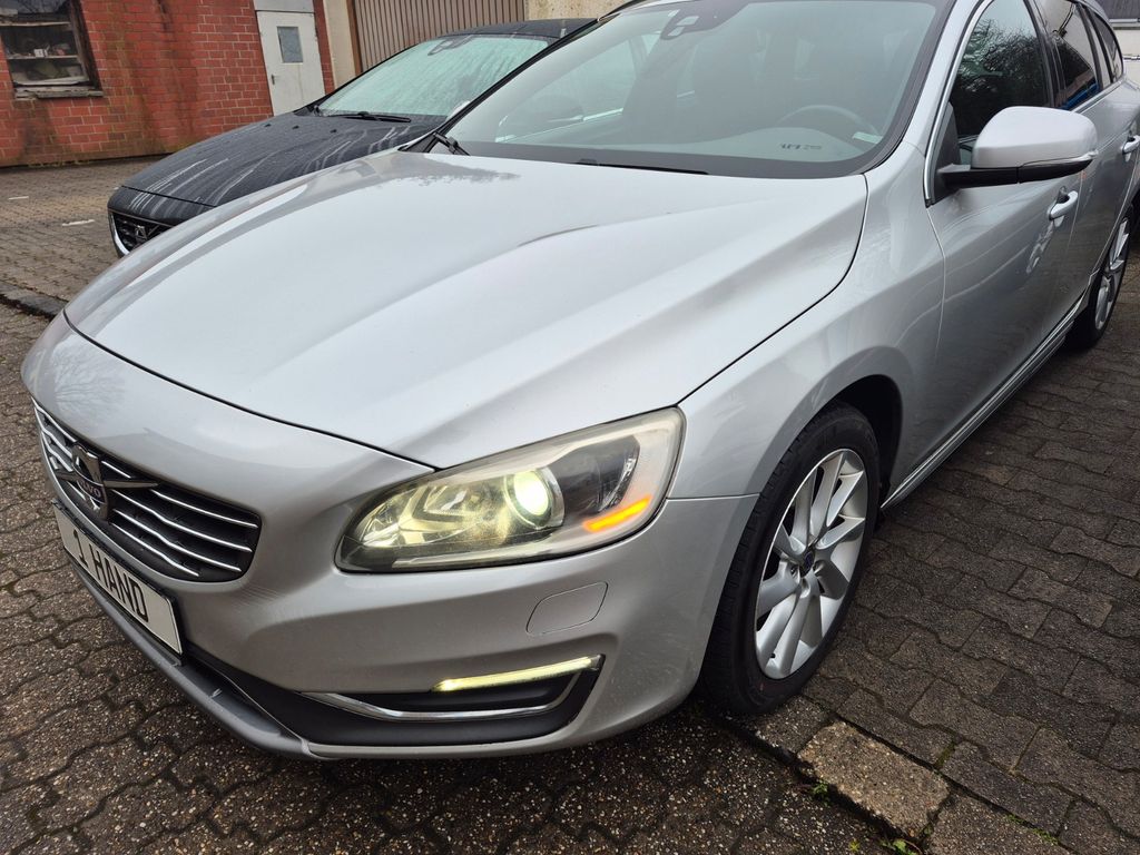 Bild des Angebotes Volvo V60 D2 Standheizung Lenkradheizung