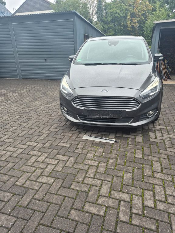 Bild des Angebotes Ford S-Max 2,0 EcoBlue 140kW Titanium Auto Titanium