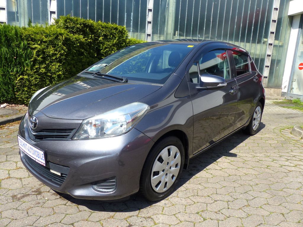 Bild des Angebotes Toyota Yaris Life Automatik/Kamera/Bluetooth