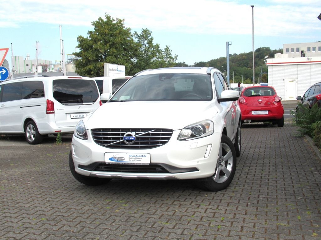 Bild des Angebotes Volvo XC 60 Summum AWD*Panorama*Standheiz.*Rückkamera*