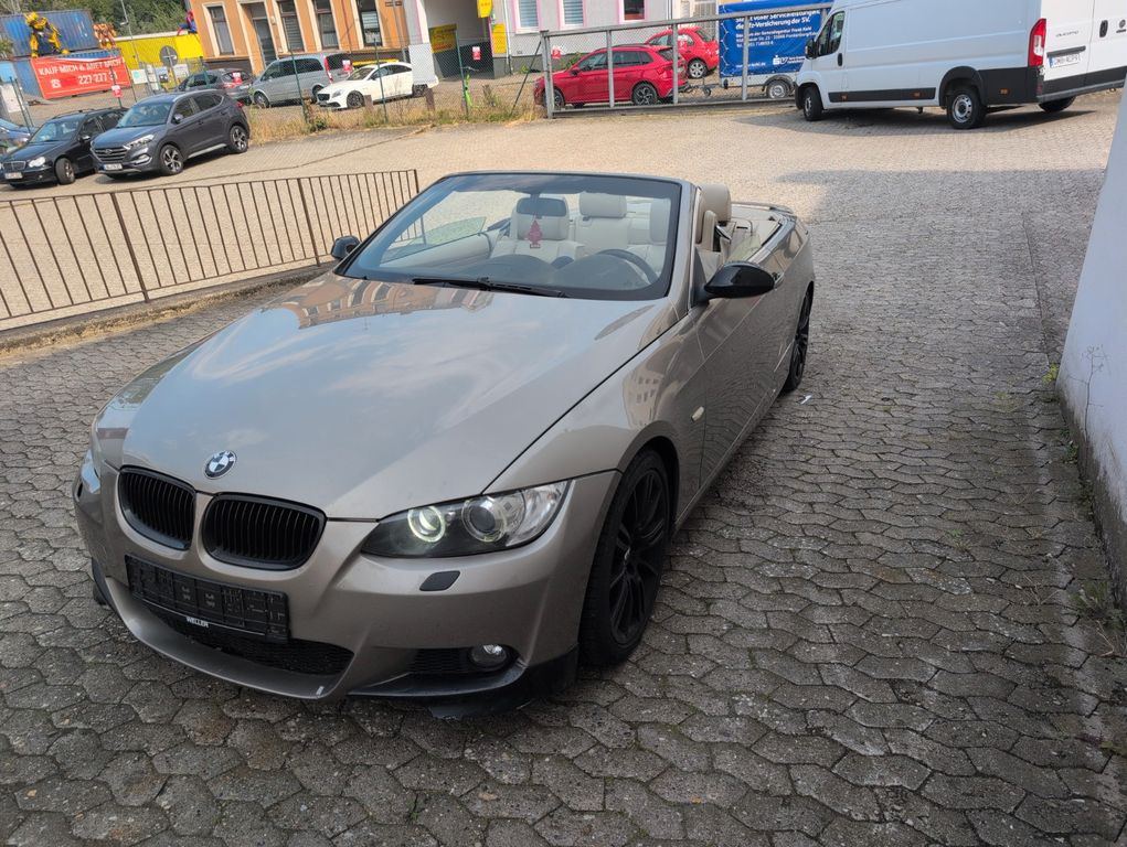 Bild des Angebotes BMW 330d Cabrio -