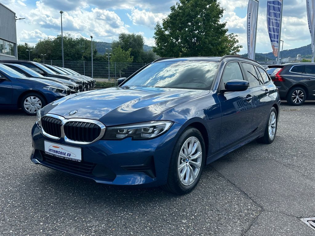Bild des Angebotes BMW 318d Touring VIRTUAL LED NAVI AC ALU DAB PTC TOP