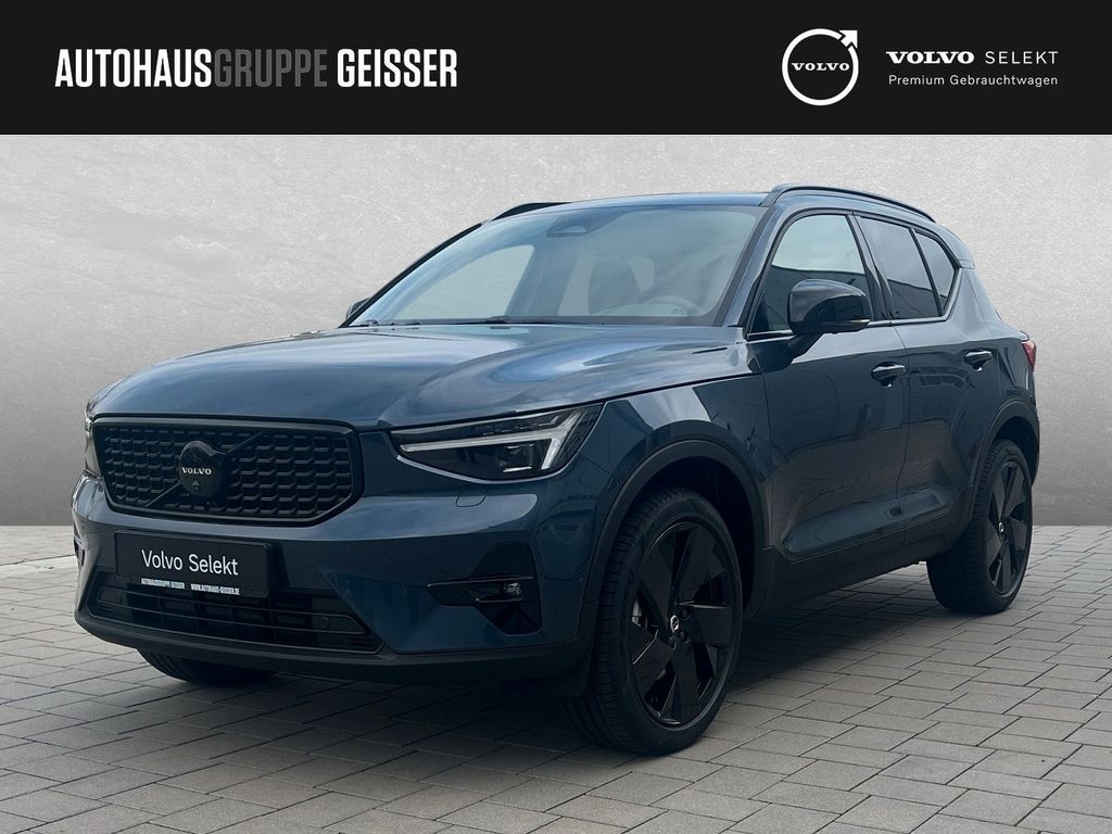 Bild des Angebotes Volvo XC40 B3 Mild-Hybrid Plus Black Edition AHK ACC