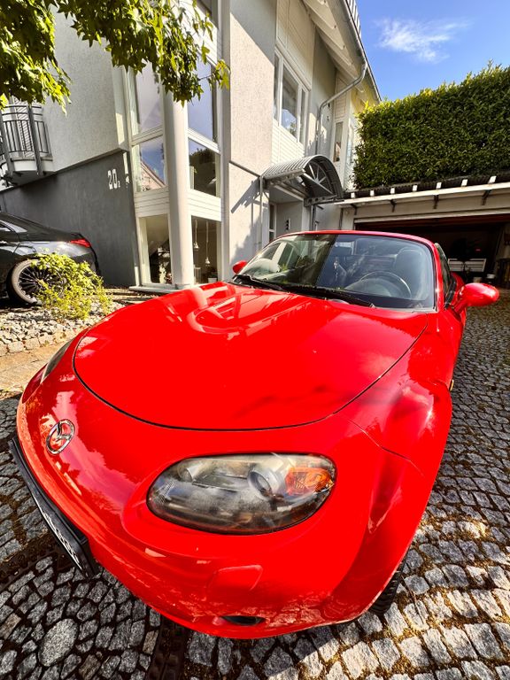 Bild des Angebotes Mazda MX-5 Roadster Coupe Expression 2.0 MZR Expre...
