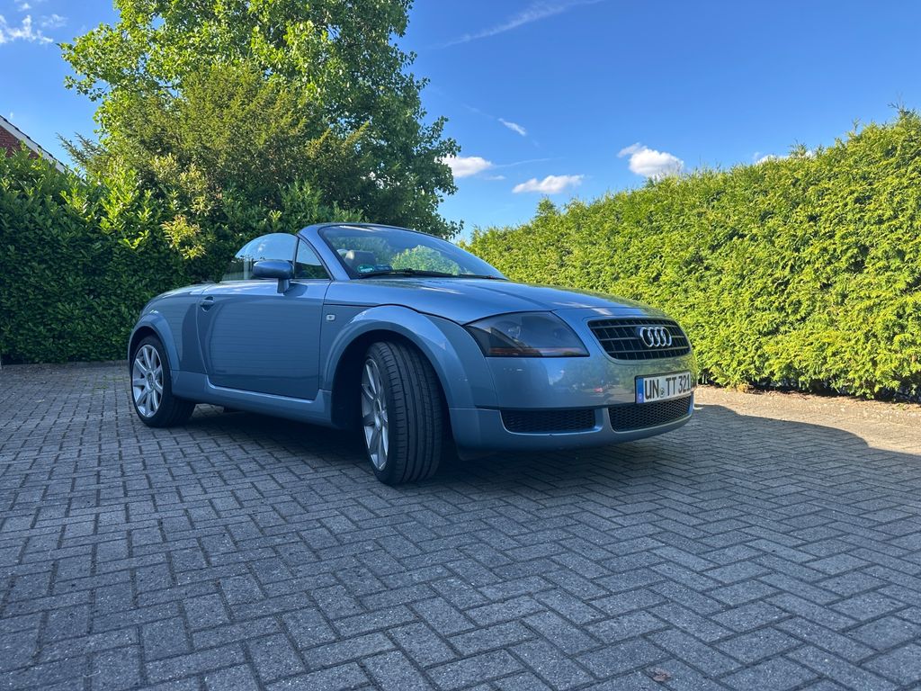 Bild des Angebotes Audi TT Roadster mit AT- Motor und Gas