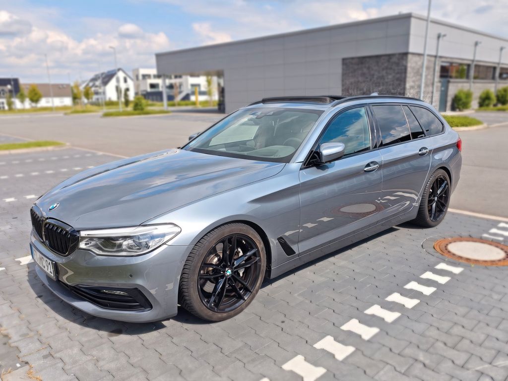 Bild des Angebotes BMW 525d Touring Pano-Dach I Head-Up I Harman Kardon
