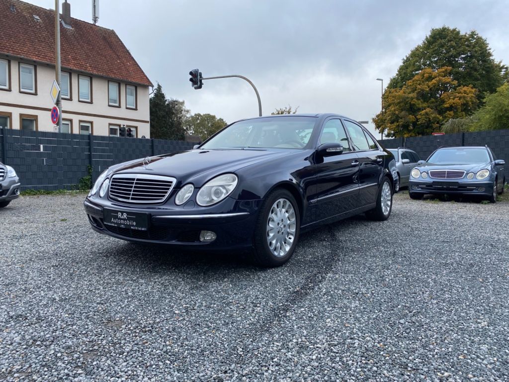 Bild des Angebotes Mercedes-Benz E 320 ELEGANCE 2.Hd HK Sound Pano BiXenon PDC