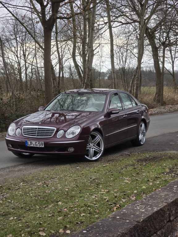 Bild des Angebotes Mercedes-Benz E 350 Classic
