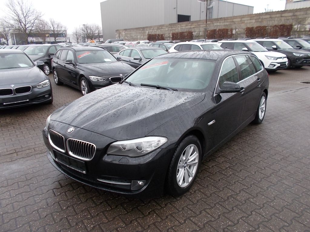 Bild des Angebotes BMW 523i Touring Klimaautom., PDC, SHZ, SWW, AHK