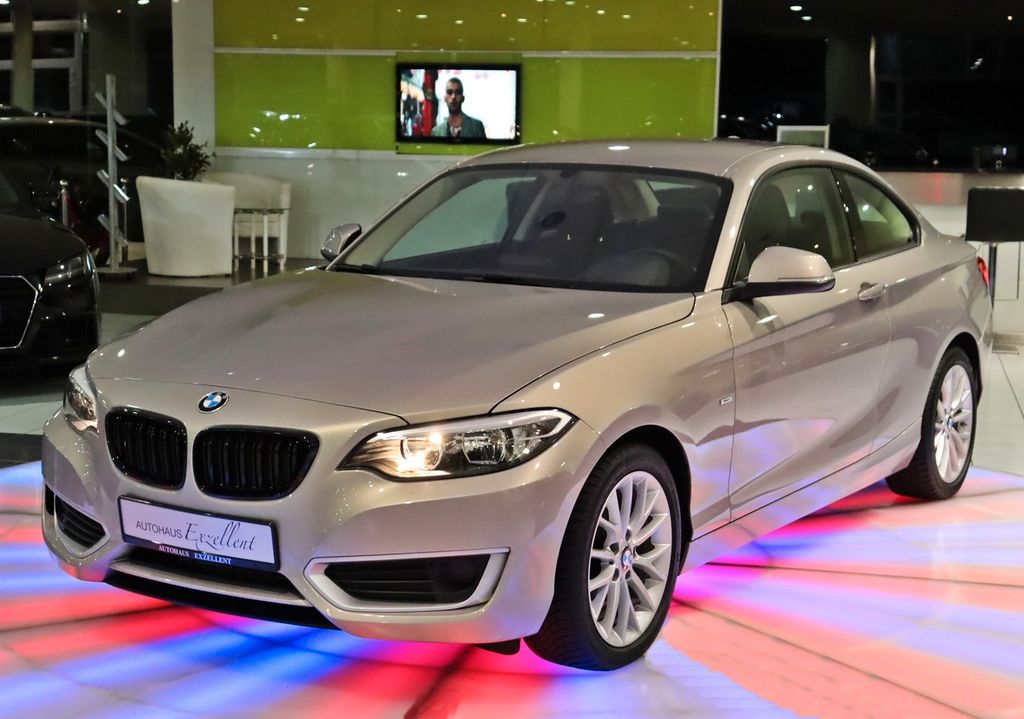 Bild des Angebotes BMW 220 i Coupe*LEDER*KLIMA*TEMPOMAT*ALU*LED*MFL*BC*