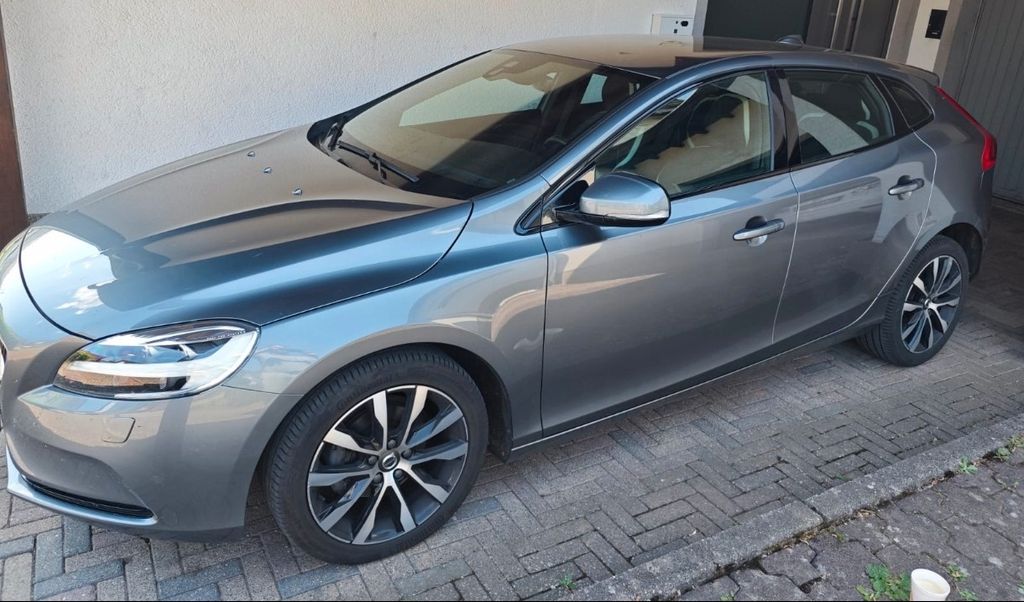 Bild des Angebotes Volvo V40 D2 -
