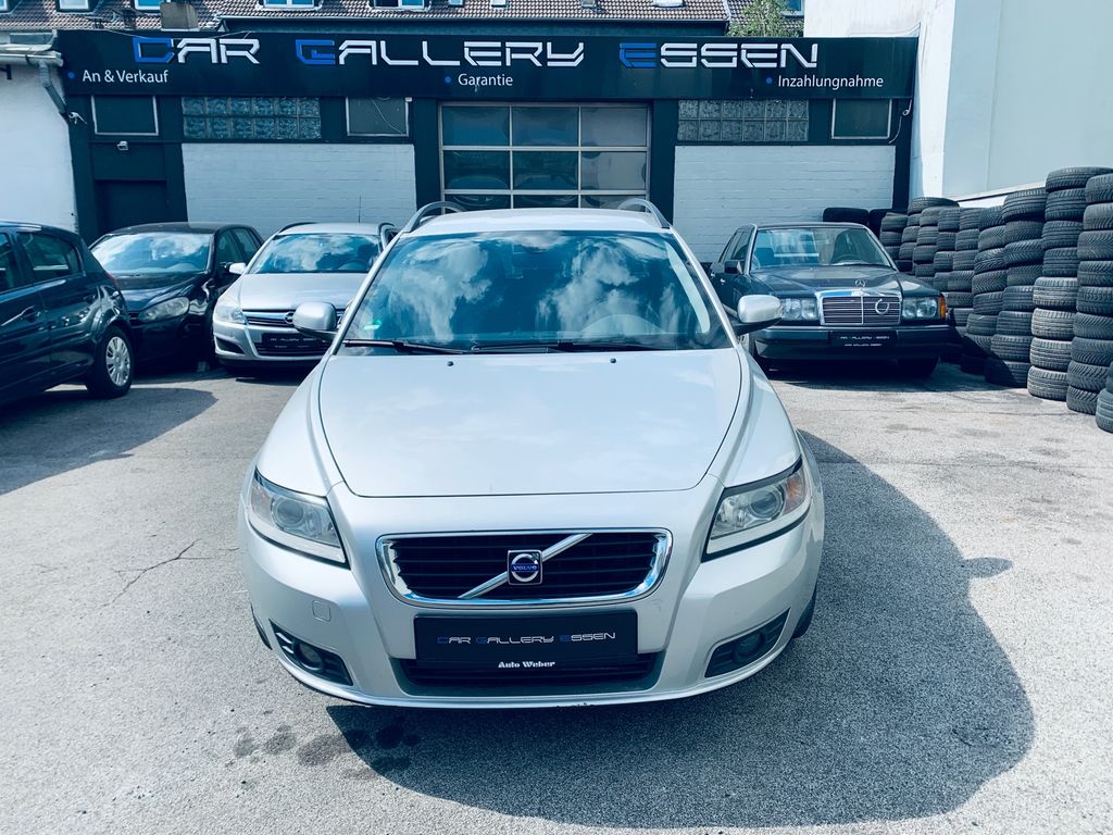 Bild des Angebotes Volvo V50 Kombi 1.6 D Kinetic NAVI TÜV 2027