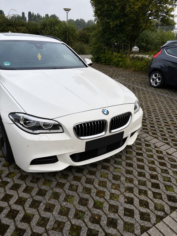 Bild des Angebotes BMW 530d Touring A Luxury Line Luxury Line