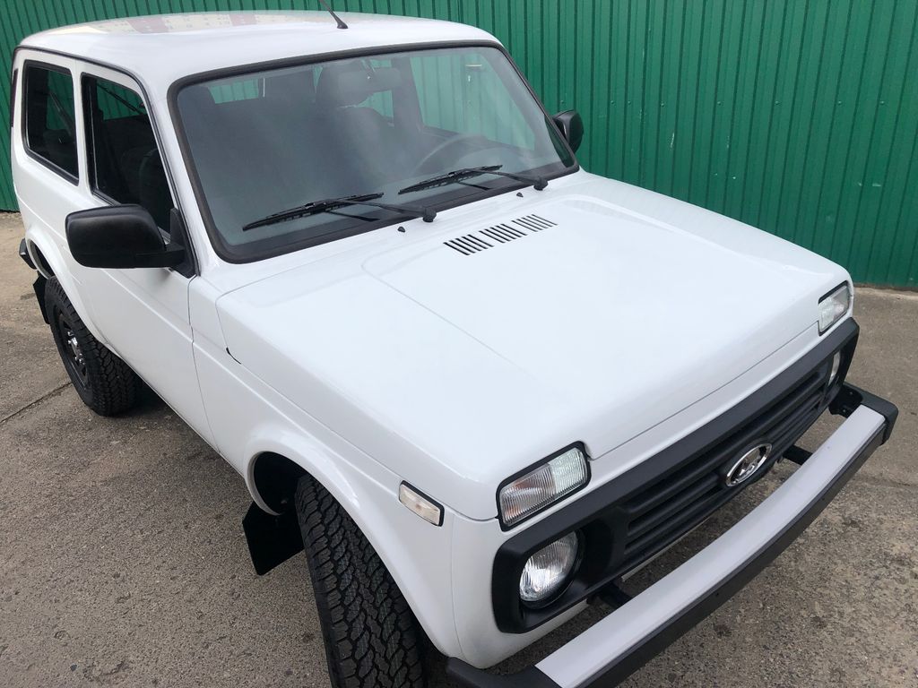 Lada NIVA "PREMIUM PLUS" KLIMA, SONDERRÄDER! AET-2026
