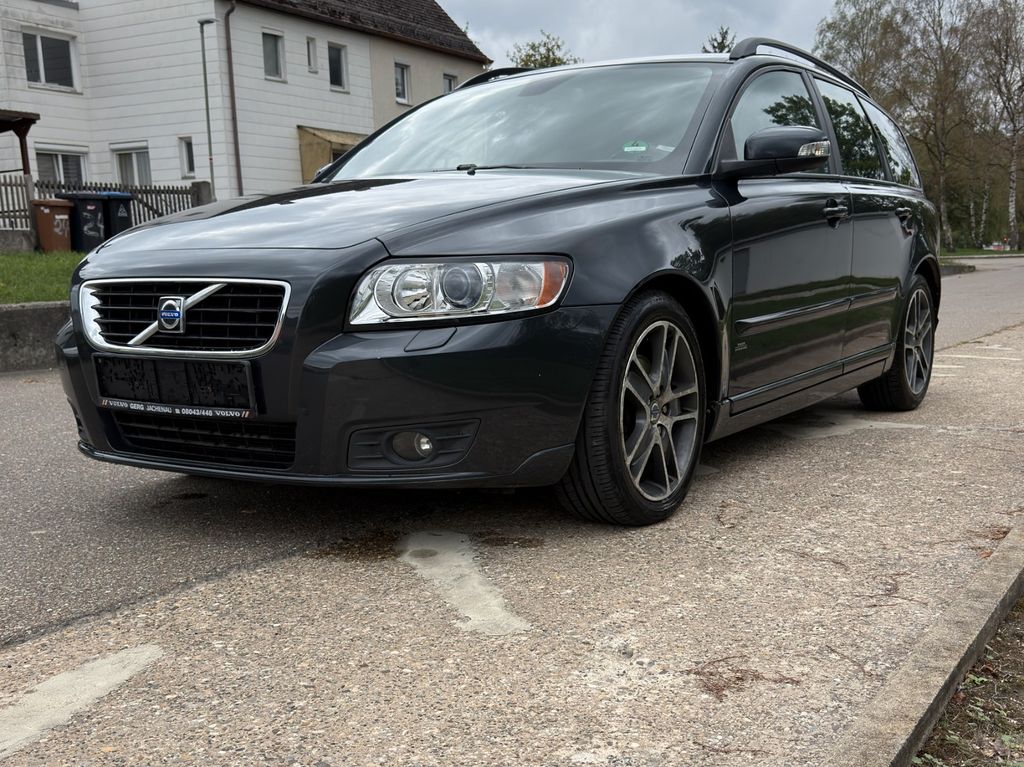 Bild des Angebotes Volvo V50 2.4i 170 PS | 5-Zylinder | HU 08/2027