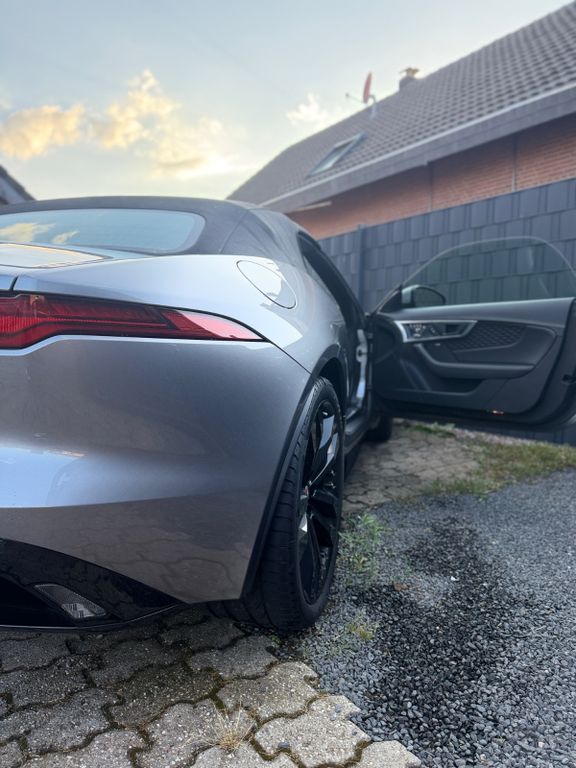 Bild des Angebotes Jaguar F-Type P300 R-DYNAMIC BLACK R-DYNAMIC BLACK